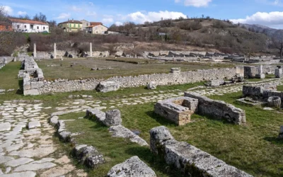 Alba Fucens: un’antica città romana che sembra un set cinematografico